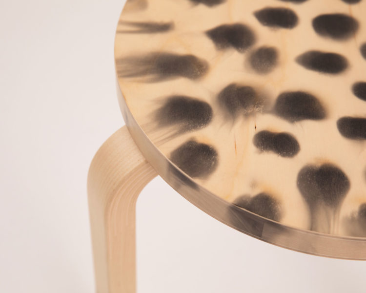 二俣 公一 Birthday Stool 50 2/2