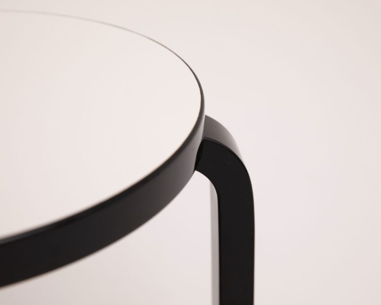 岸和郎 Artek Stool 60 - 漆_japan