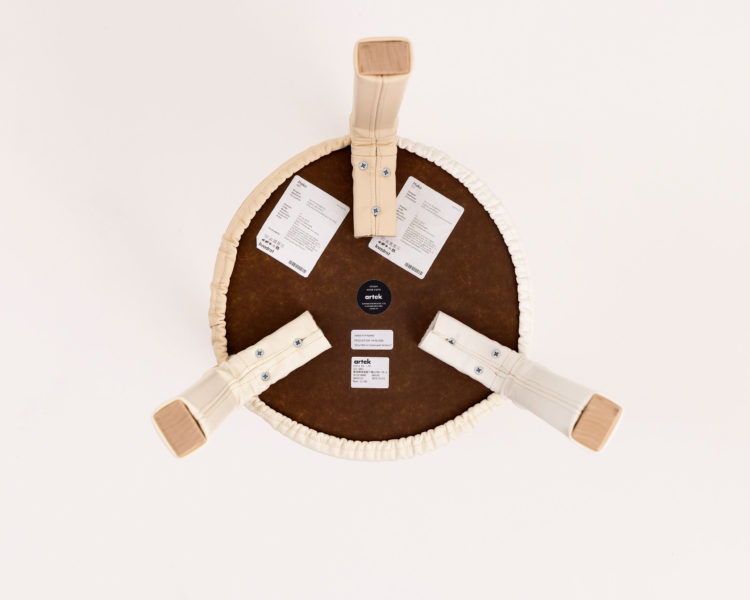 sakumaeshima Stool60とシワ Light