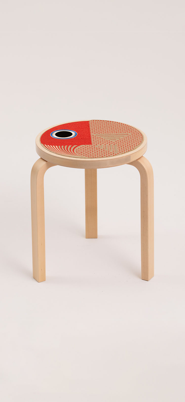 NDC Graphics 座りたい、触れたい、愛でたい。