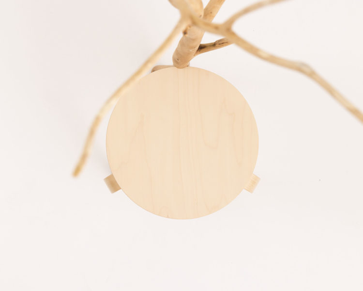 齊藤 太一 monkey stool60 人(サル)の腰掛け