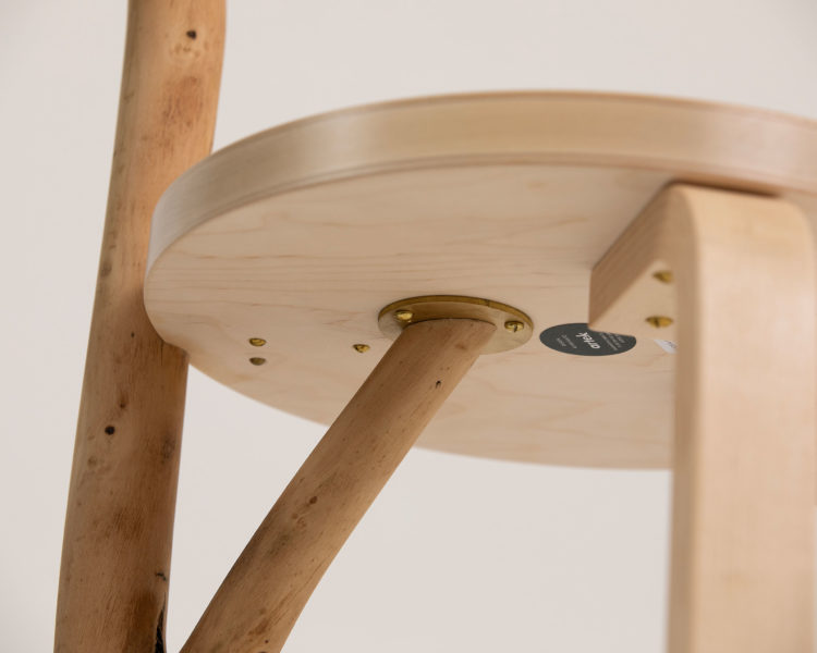 齊藤 太一 monkey stool60 人(サル)の腰掛け