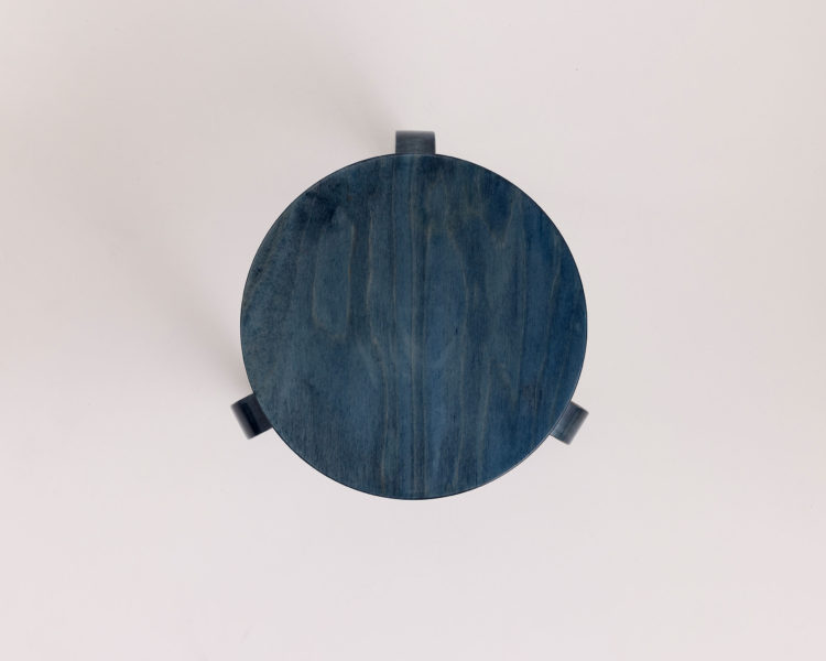 嶌原 佑矢 Stool 60 Cyanotype 1